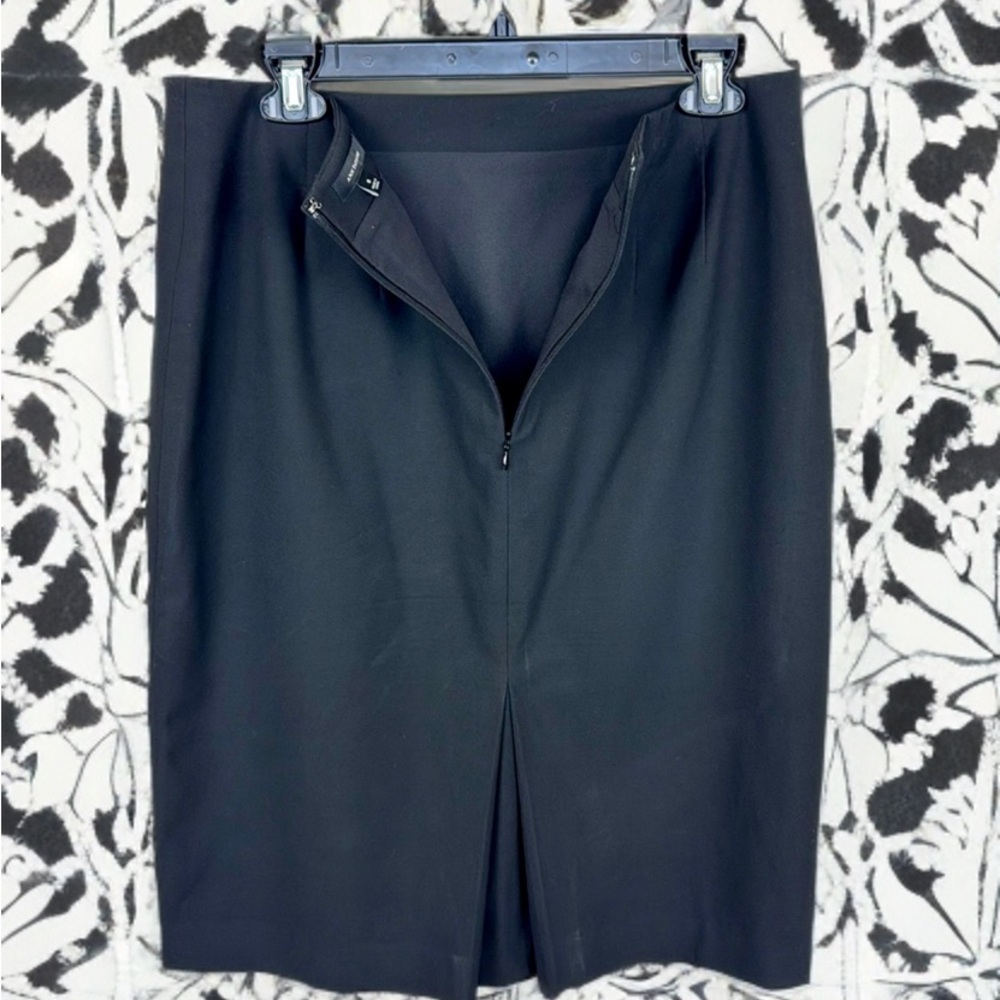 Ann Taylor Black Lined Stretch Pencil Skirt Size 8 - Picture 2 of 8